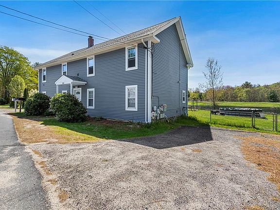 2nd image of 305 Whipple Ave