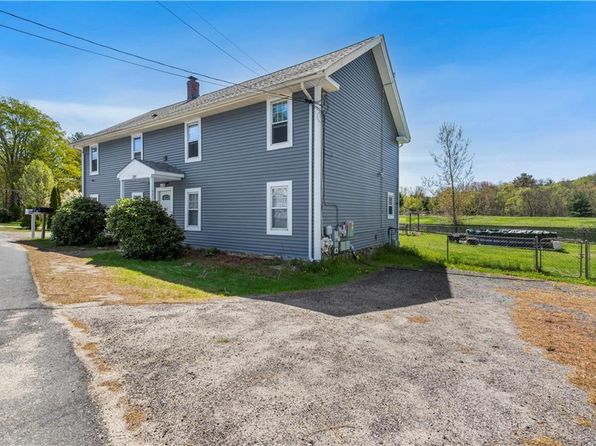305 Whipple Ave, Burrillville, RI 02830