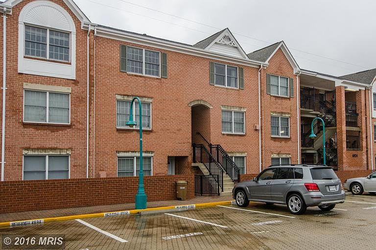 1st image of 6924 Fairfax Dr Unit 430
