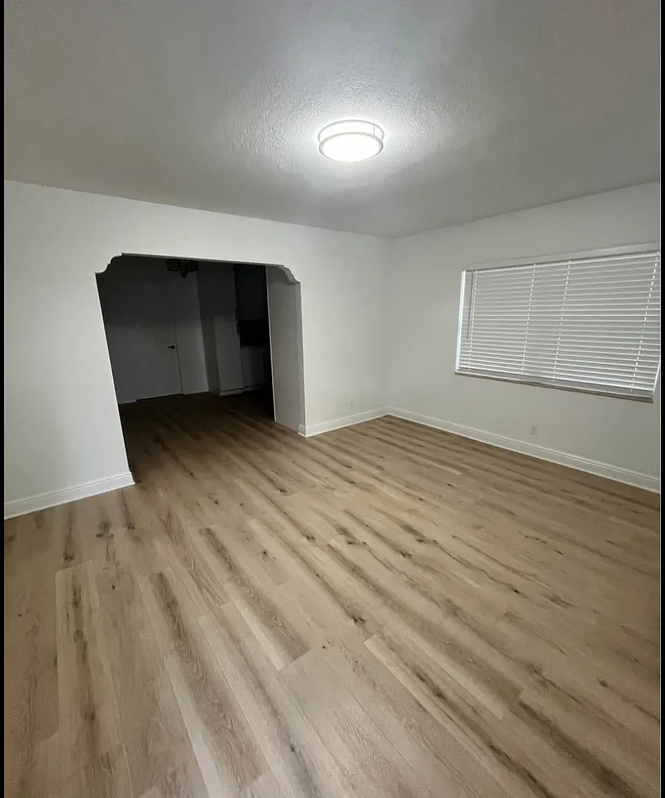2924 W Braddock St — Photo 3
