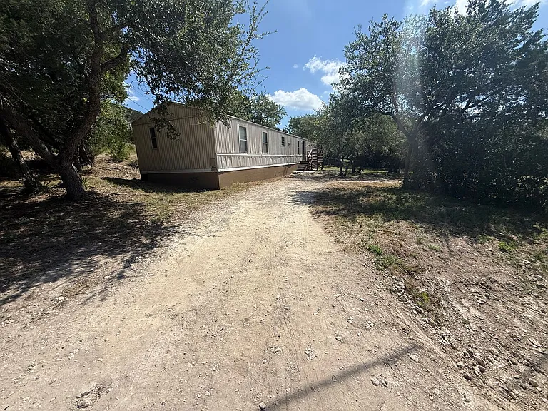 341 Buck Trl — Photo 21