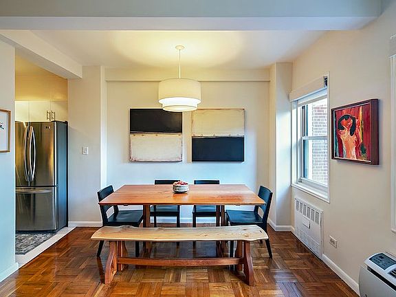 3rd image of 10 Plaza St E APT 4E