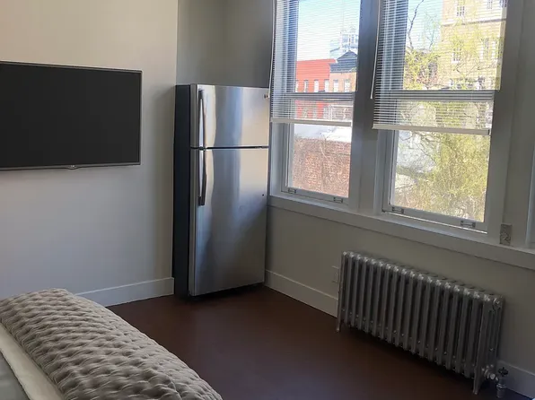 285 W 12th St APT 10, New York, NY 10014
