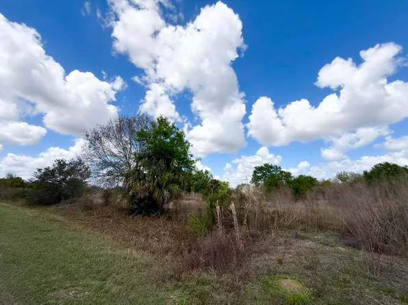 19571 NW 262nd Street, Okeechobee, FL 34972
