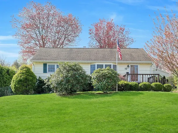 10 Oak Street, Garnerville, NY 10923