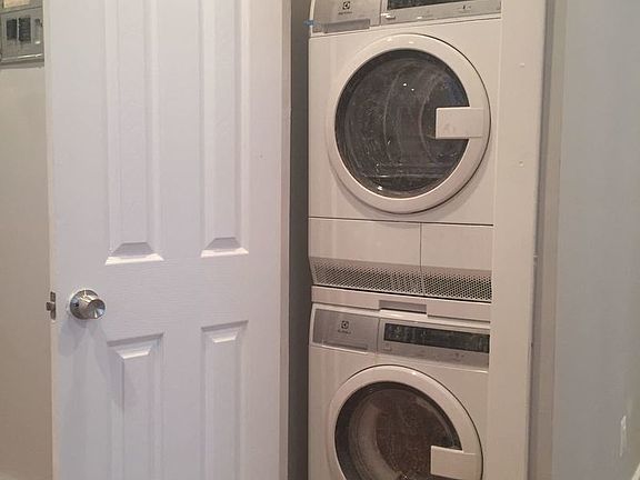 2nd image of 2502 Avenue D APT 1B