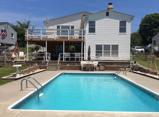 407 E Augusta Ave, Vinton, VA 24179