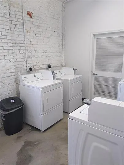 427 Brady St #1 — Photo 7