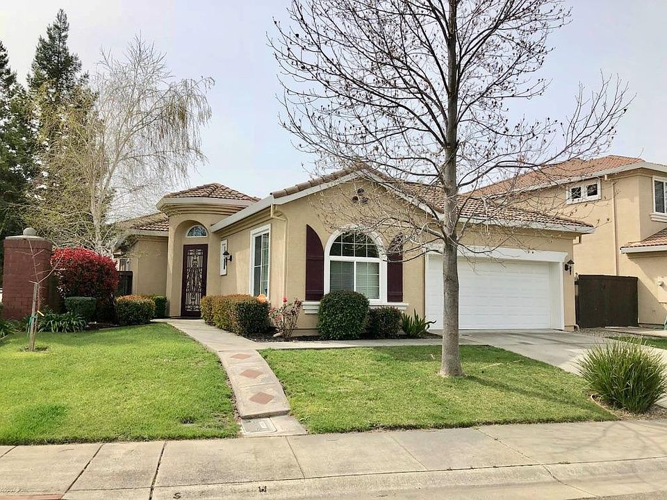 1st image of 3903 Clarewood Way