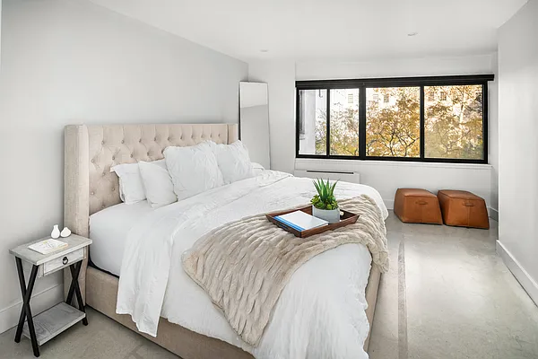 Sold by Compass | media 5