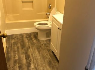 67 Sylvan Ave APT 4, Waterbury, CT 06706