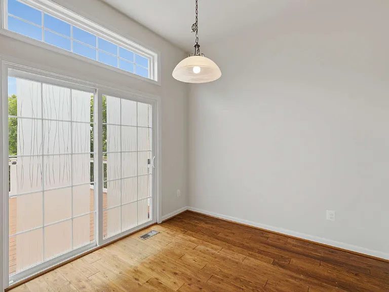 20920 Ashburn Heights Dr — Photo 18