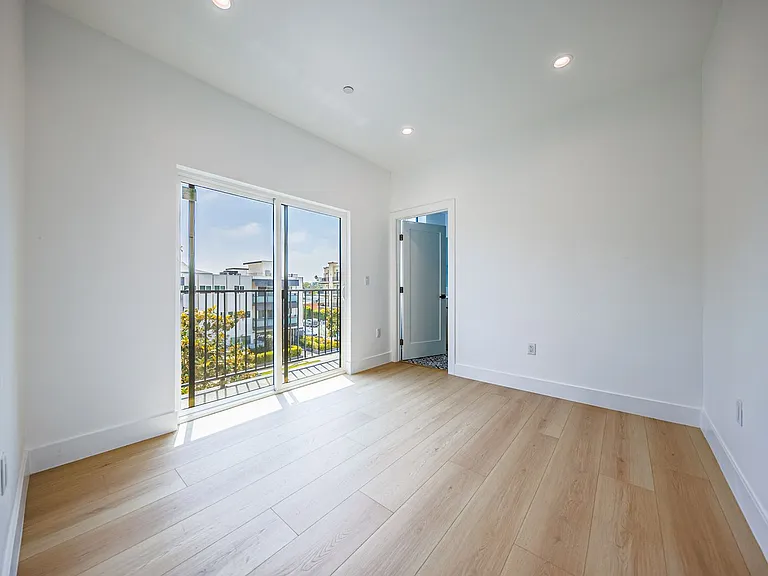 1063 S. Corning St. — Photo 57