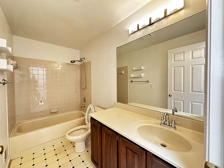 9799 Mock Orange Ct — Photo 17