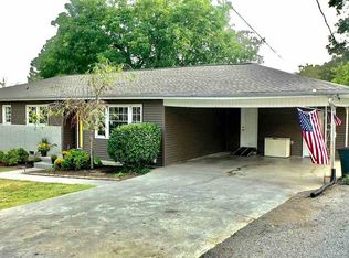 1111 Clingan Ridge Dr NW, Cleveland, TN 37312