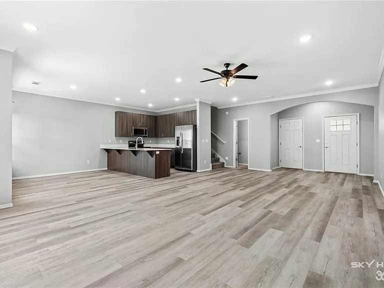 4159 W Santa Maria Ln — Photo 3