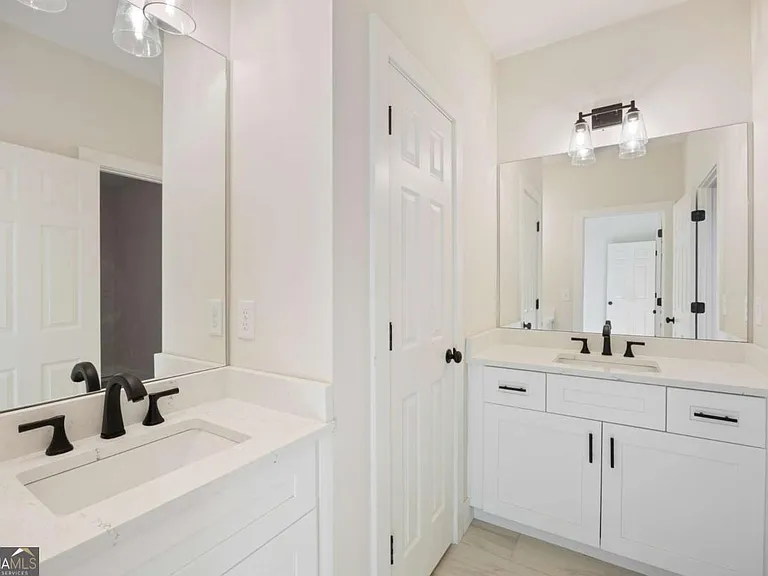 360 Ansley Dr — Photo 26