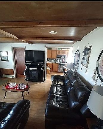 Walkthrough kitchen