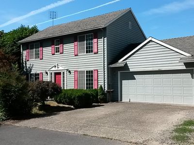 130 W Johanna Ct, Newberg, OR, 97132
