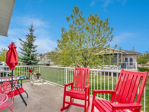 4th image of 141 Ridgestone Ln SW