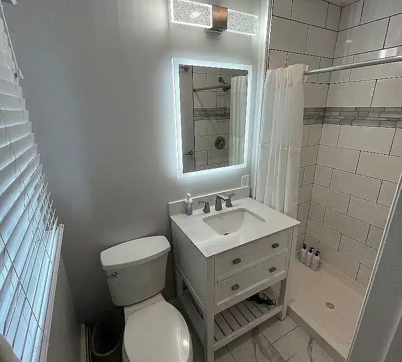 1st image of 234 Lee St