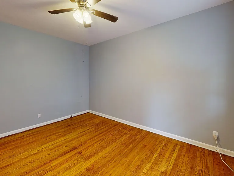 2566 Kemper Rd — Photo 32