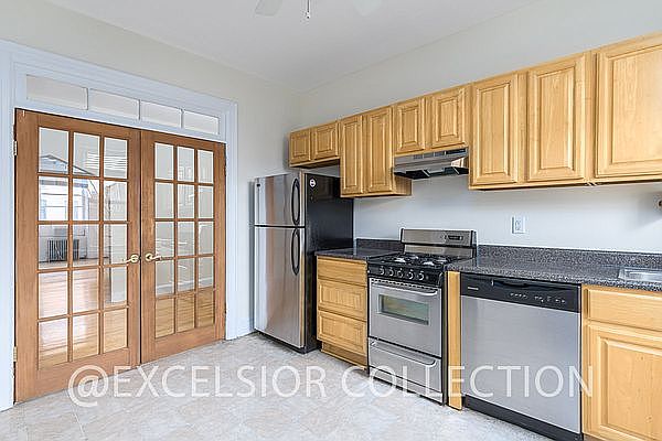 1st image of 510 Henry St #2