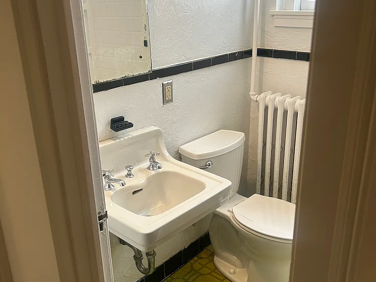 3715 Grand Ave S #B1 — Photo 9