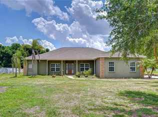 4036 Moores Lake Rd, Dover, FL 33527