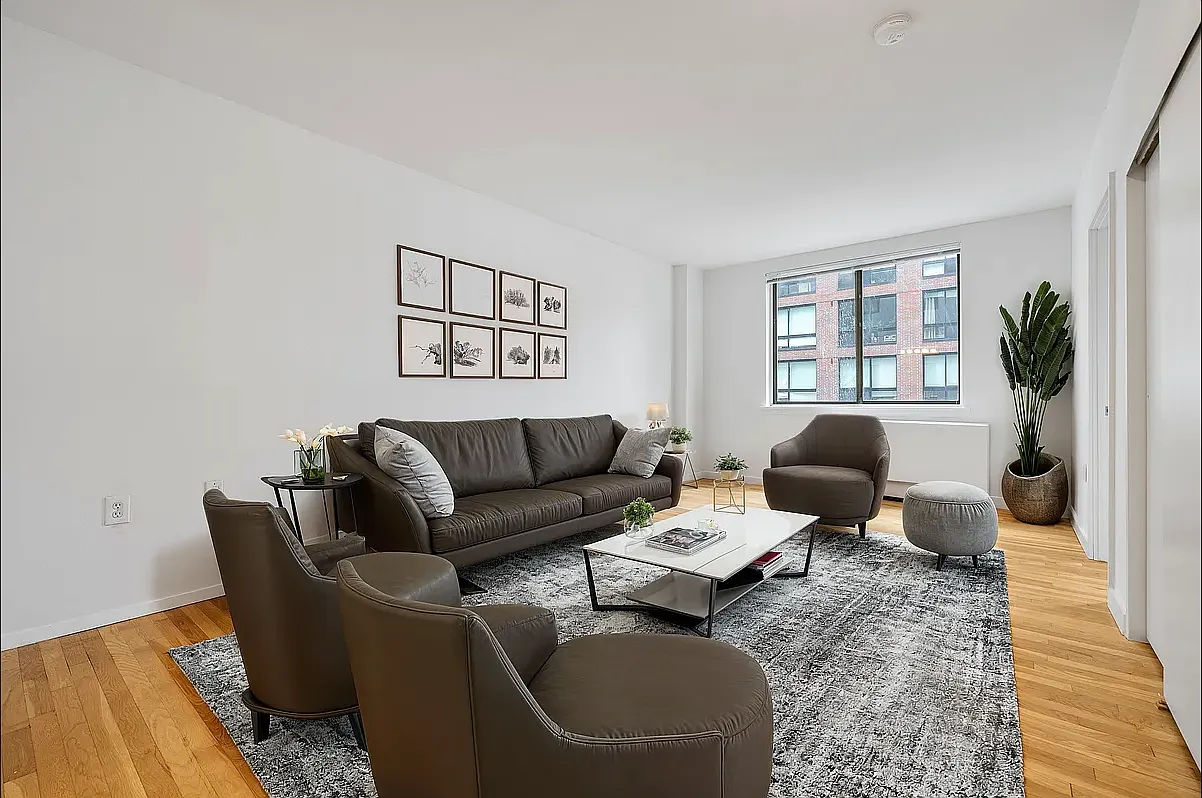 434 West 19th Street — Photo 1