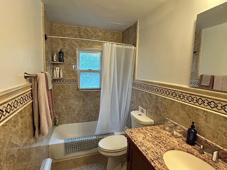 1 Oak Ave #1 — Photo 13
