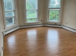 41 3rd St #3, Bangor, ME 04401