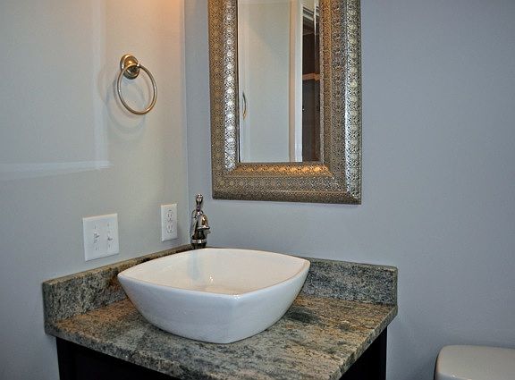 5th image of 161 Riverside Ave