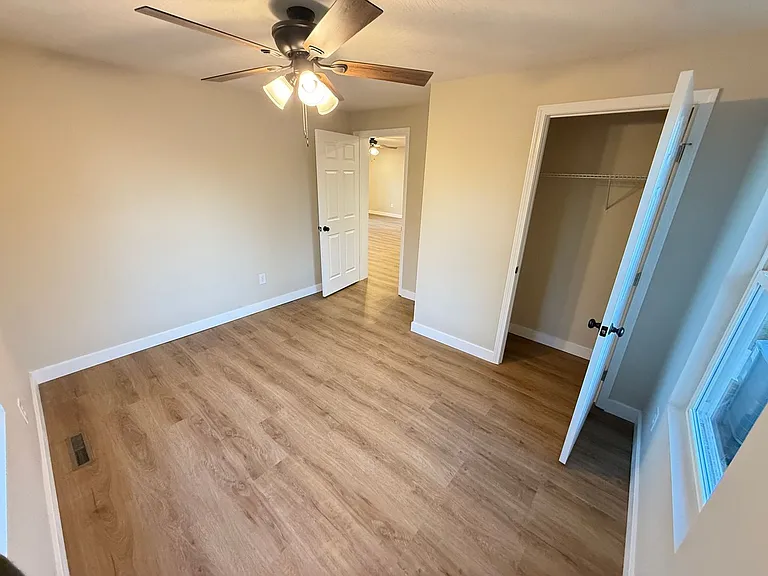 325 W Tyndal St — Photo 18