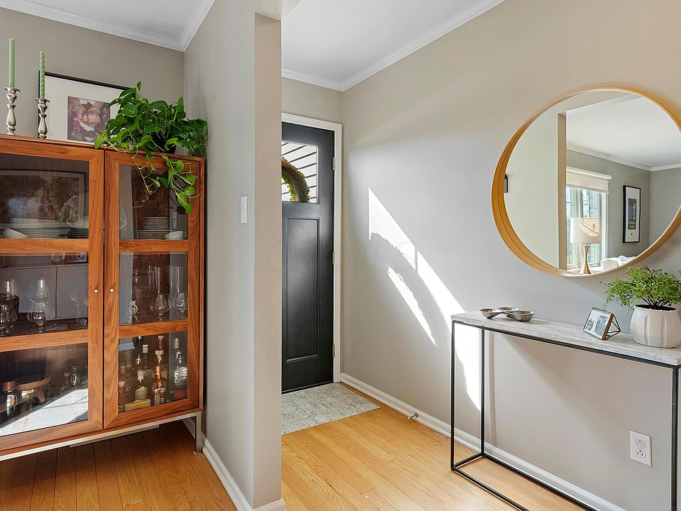 2374 Cambridge Blvd, Upper Arlington, OH 43221 Zillow