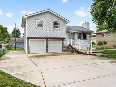 21810 W 179th St, Olathe, KS, 66062