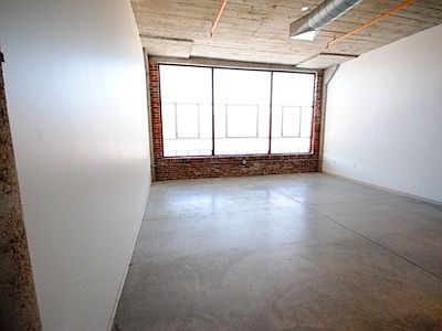 4th image of 1818 Washington Ave APT 202