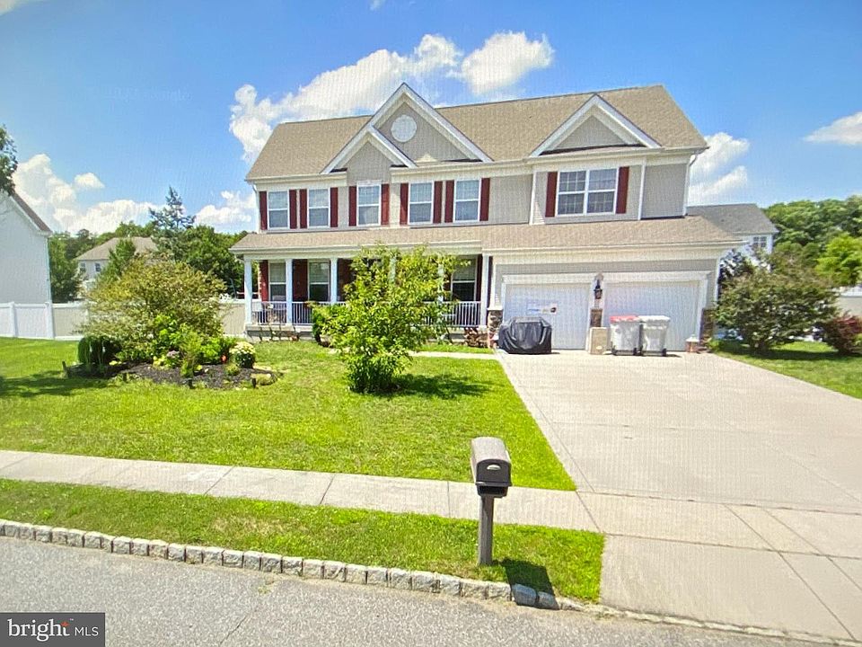1st image of 2676 Medina St