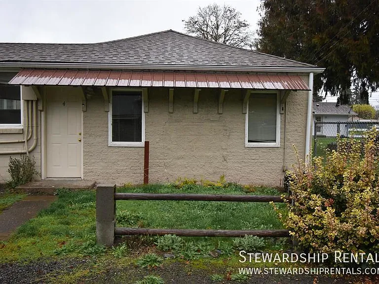 48177 Lauren Dr #4 — Photo 1