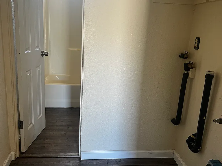 20762 2nd St — Photo 3