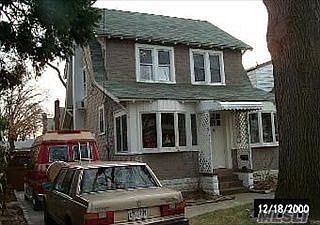 1st image of 54 Lawrence Ave