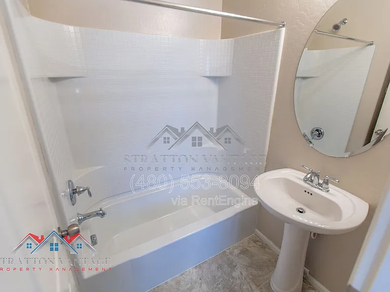 2218 N 77th Dr — Photo 34