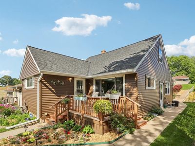 4554 S 48th STREET, Greenfield, WI, 53220