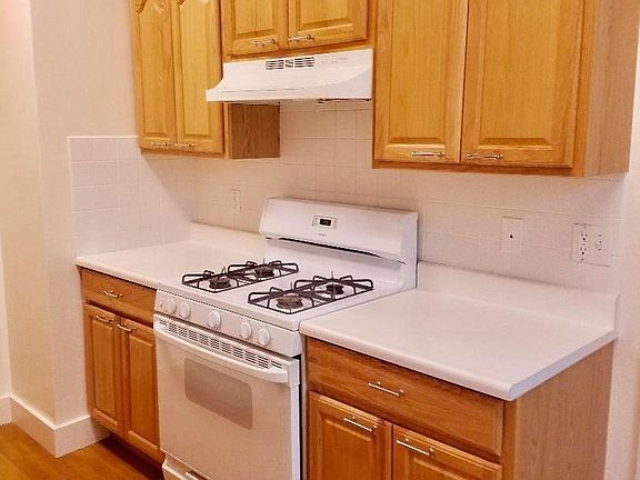 5th image of 1245 California St APT 205