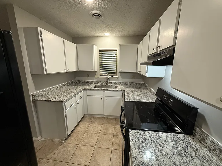 408 W Pointer Trl #408 — Photo 3