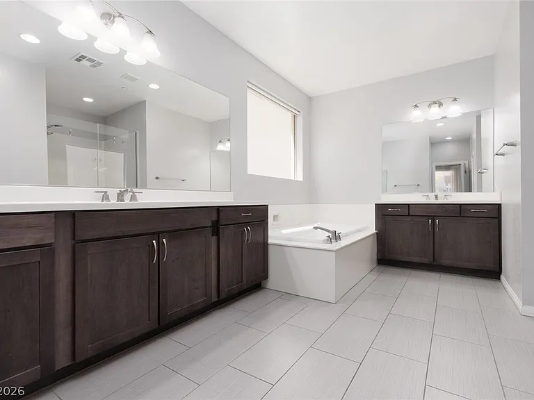 2426 Quiet Ode St — Photo 21