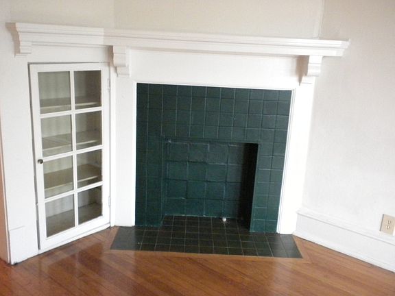 5th image of 2310-20 E Bradford Ave #2310-20-6