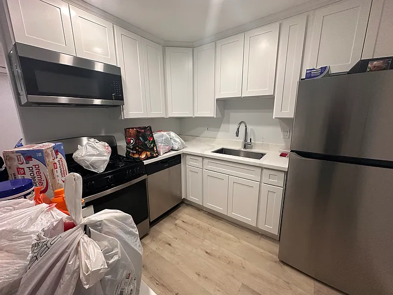 1350 Warburton Ave #2 — Photo 5