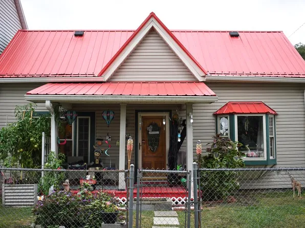 1712 Bessemer Street, Benwood, WV 26031