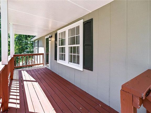 2nd image of 326 Forest Lake Rd